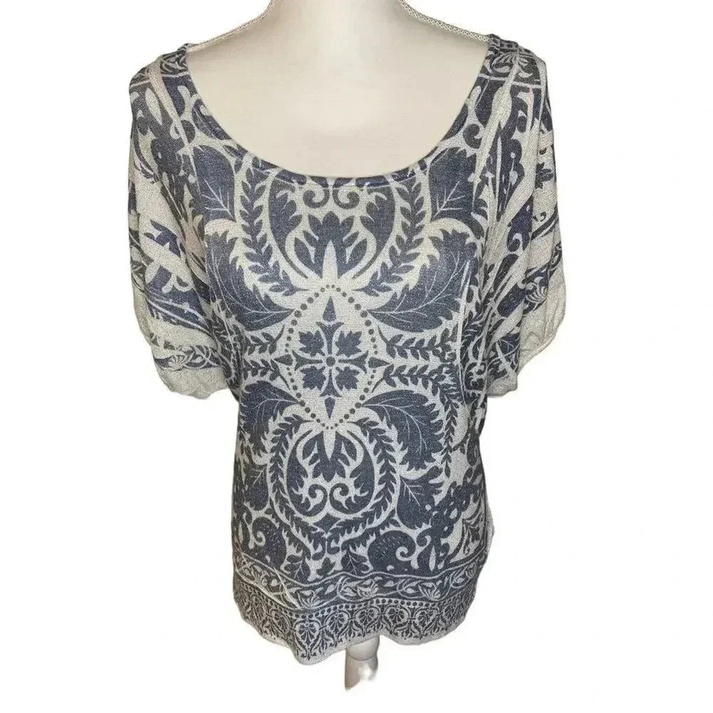 Charlotte Russe Women’s Medium Paisley Shirt Sleeved Dolman Top